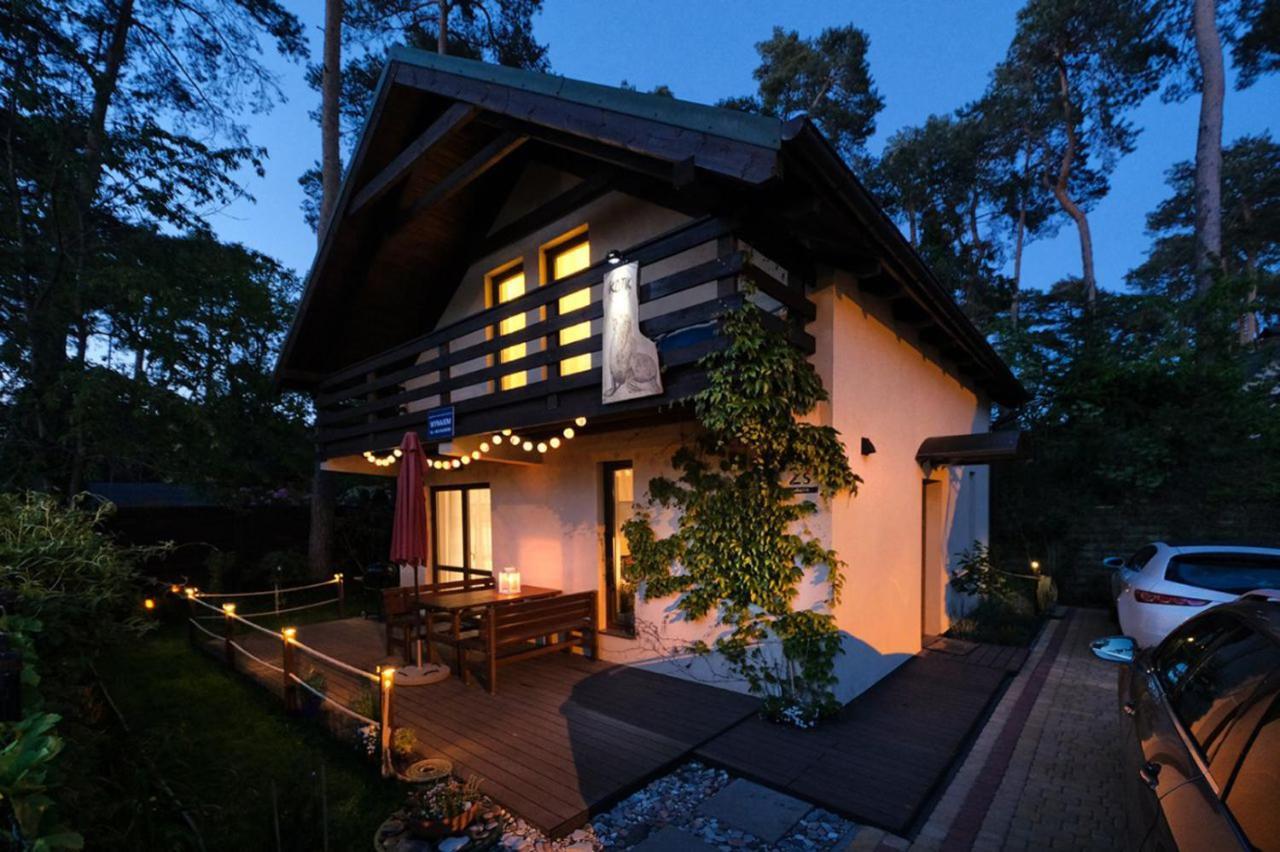 Dom Kotik W Lukecinie Villa Ngoại thất bức ảnh