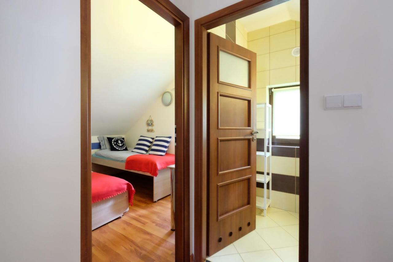 Dom Kotik W Lukecinie Villa Ngoại thất bức ảnh